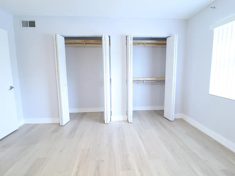 1271 NW 13th St #455E — Photo 17