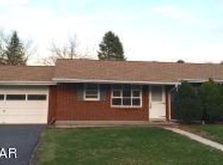 7307 Northgate Dr, Slatington, PA 18080