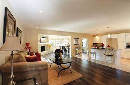 2nd image of 8015 Woodpecker Way