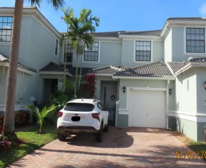 14841 Pinnacle Pl — Photo 1