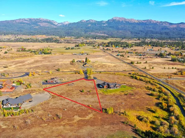 6 Michelle Pl, McCall, ID 83638