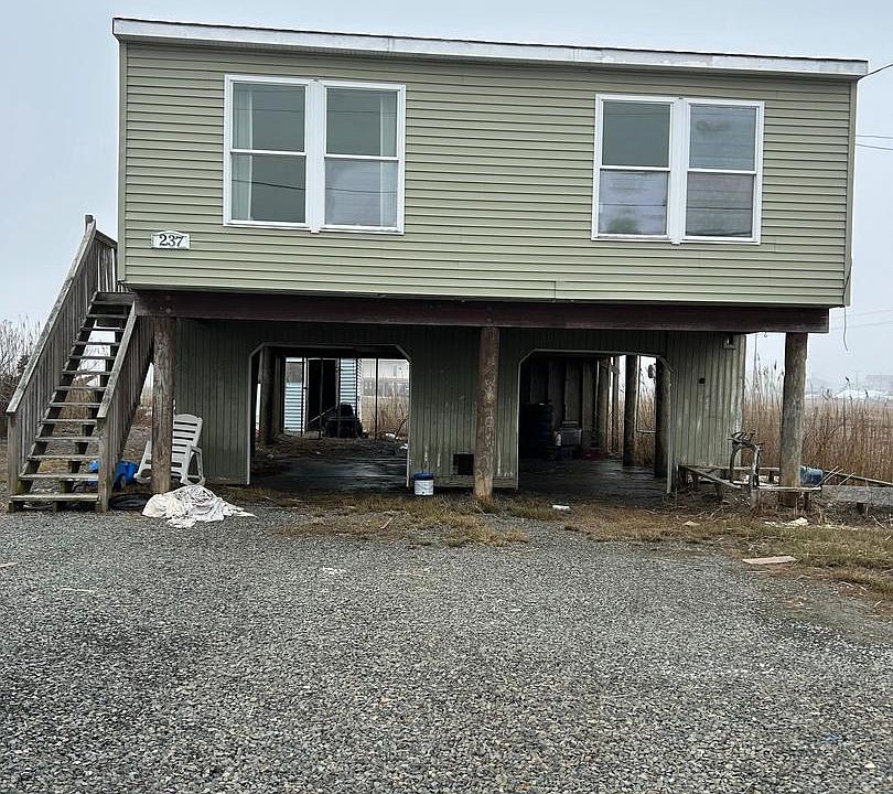 1st image of 237 S Creek Dr