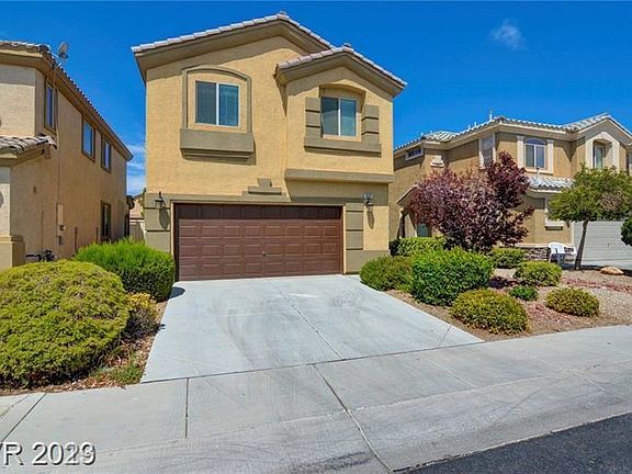 2nd image of 527 Center Green Dr