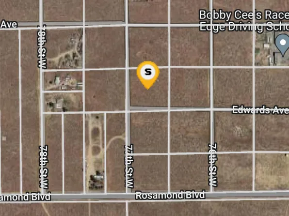 77th St W #W, Rosamond, CA 93560