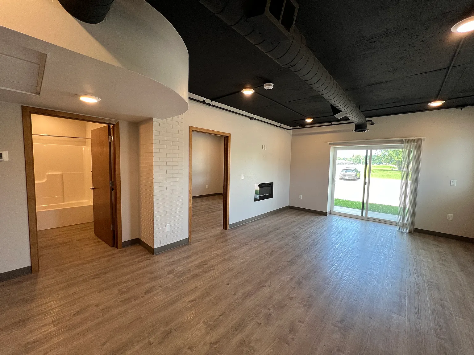 111 Main Ave — Photo 4