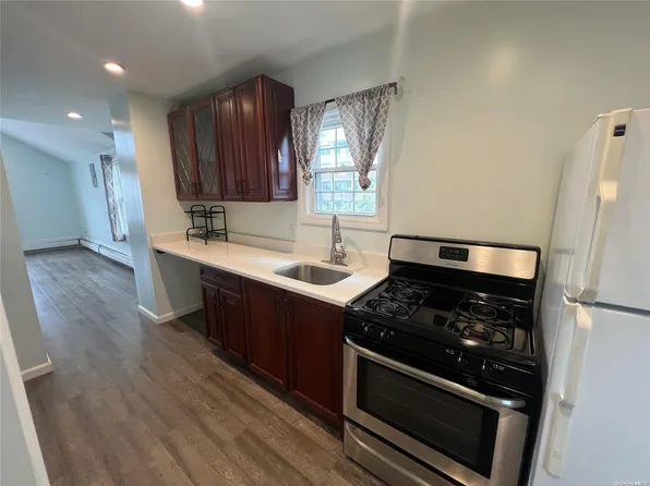 320E Beach 101st Street #E, Rockaway Park, NY 11694