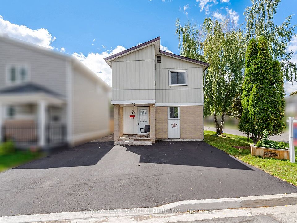 1st image of 44 Grand Valley Dr
