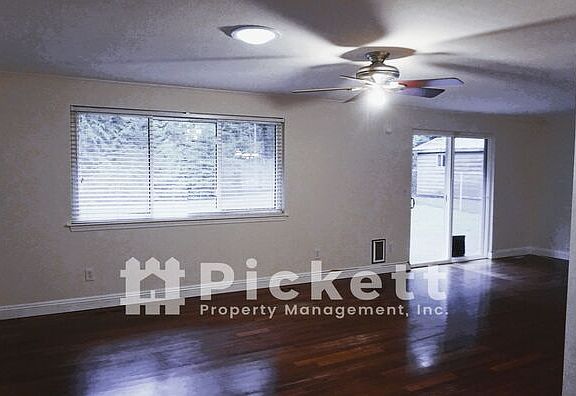 3rd image of 3785 NW Shadow Glen Blvd