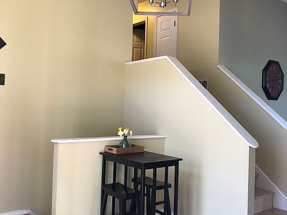 Breakfast nook 