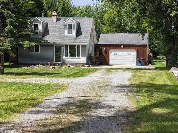 5186 W Wilson Rd, Clio, MI 48420