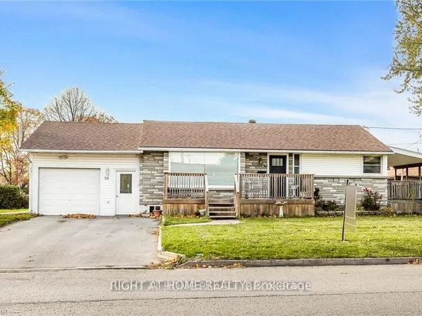 70 Barron St, Welland, ON L3C 2K6