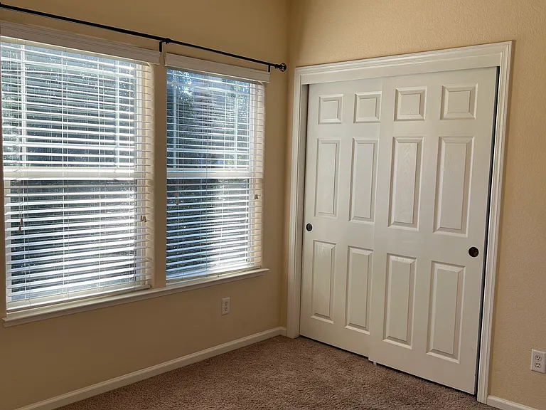 4200 San Jeronimo Ter — Photo 33