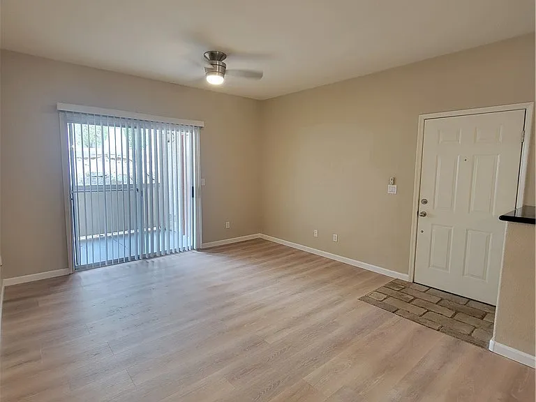 10237 King Henry Ave #103 — Photo 11