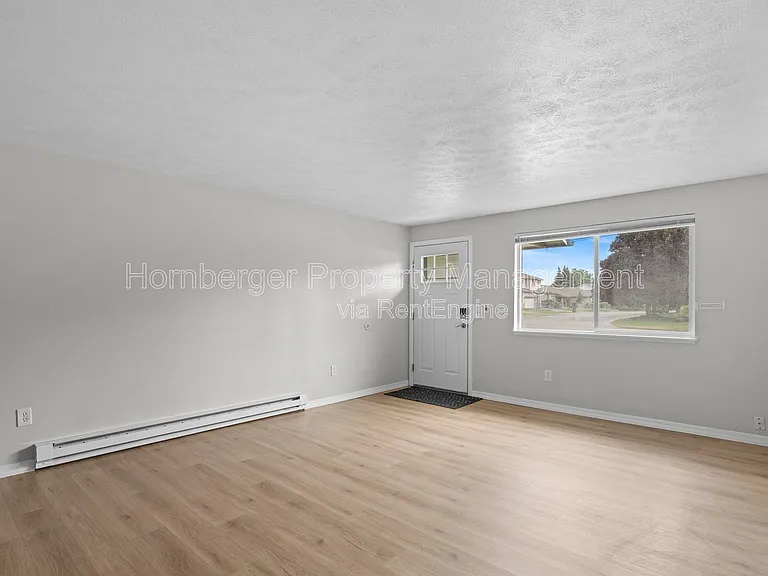 3816 S Bowdish Rd — Photo 15