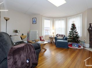 881 Beacon St #32, Boston, MA 02215