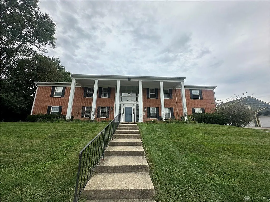 2 bed, 2.0 bath, 1698 sqft, $1,650 — Photo 1
