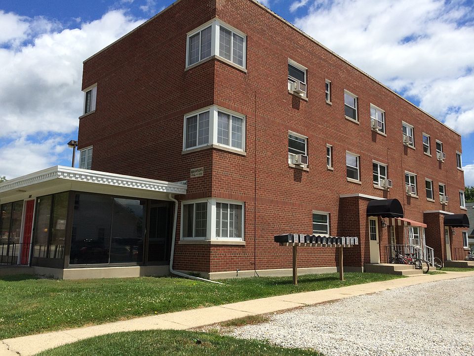 2nd image of 410 N McKinley Ave APT 301