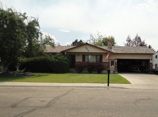 1872 Henry St, Idaho Falls, ID 83401