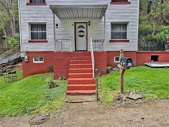 3rd image of 125 Hastings Dr