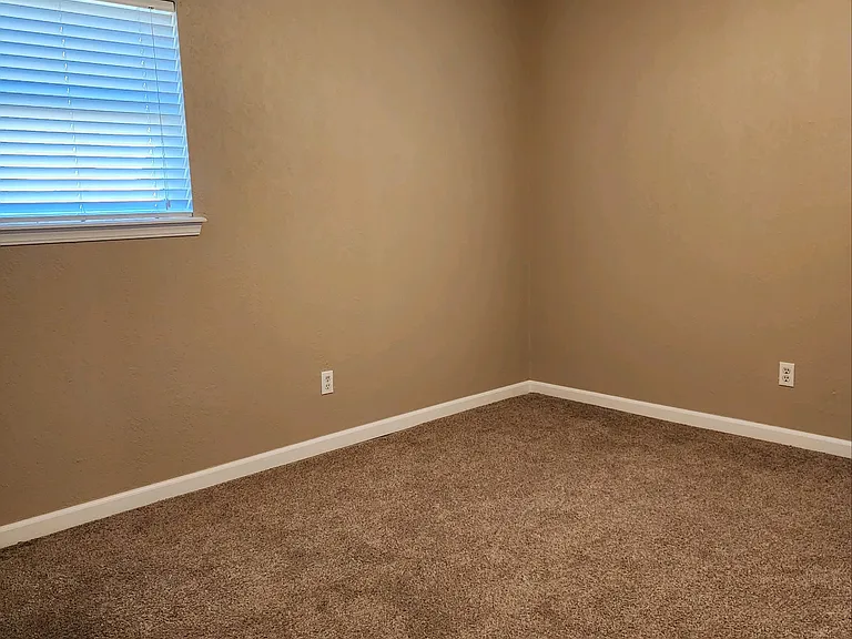 15 Red Rock Rd — Photo 4