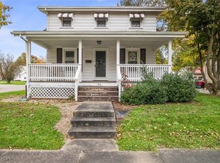 126 S West St, Columbiana, OH 44408
