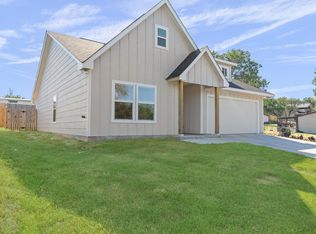 1101 Apache Ridge Rd, Granbury, TX 76048