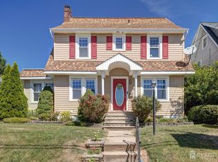 46 Glencourt Ave, Edison, NJ