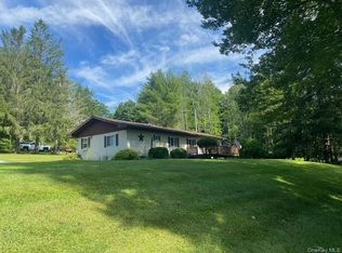 10 Lakeview Road, Kenoza Lake, NY 12750