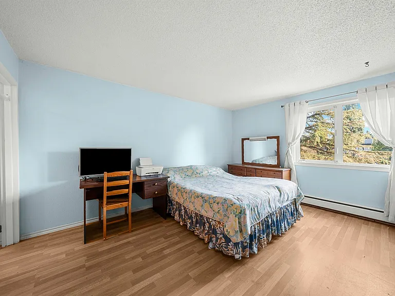 3451 Springfield Dr #312 — Photo 10