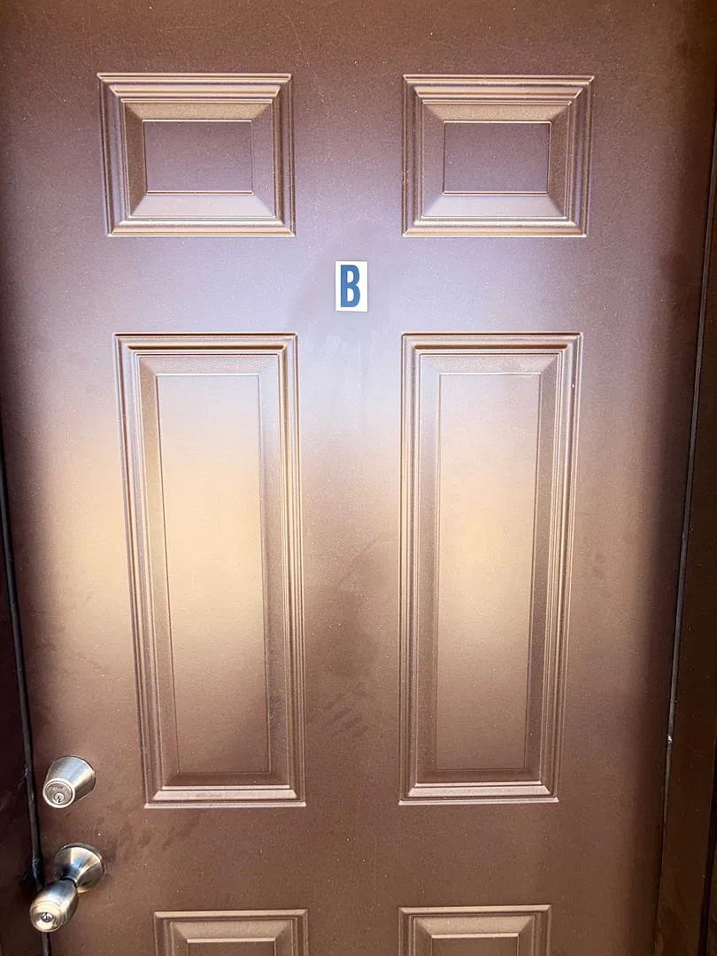 140 W Wilson A-B-C — Photo 3