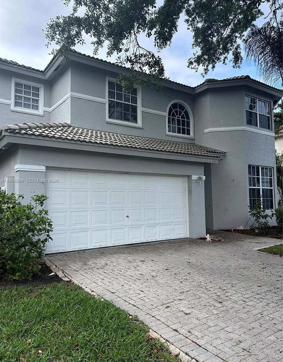 Palm Aire Oaks Course Est — Photo 1