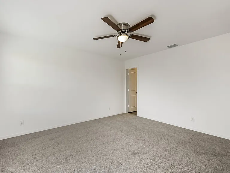 1426 Merlin Bluff St — Photo 10