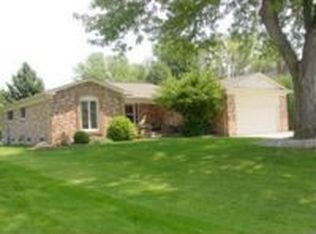 2499 Dorfield Dr, Rochester Hills, MI 48307