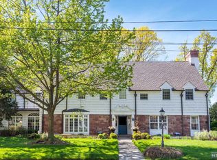 500 Knollwood Rd, Ridgewood, NJ 07450