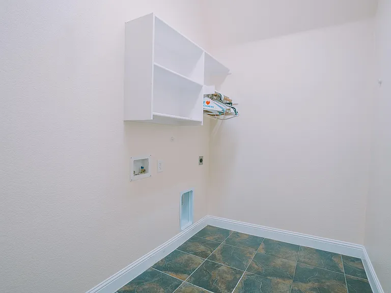 3240 Paseo — Photo 45