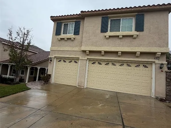 28512 Meadow Heights Ct, Santa Clarita, CA 91387