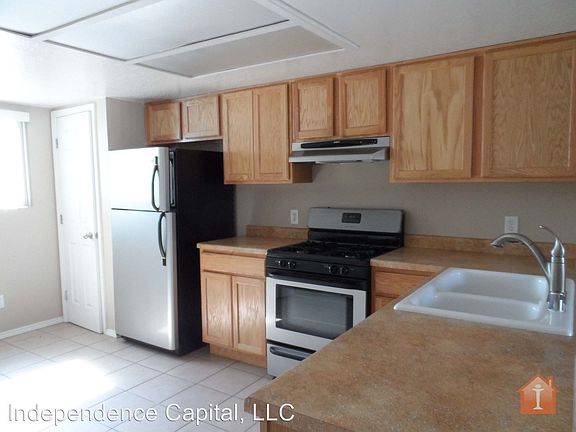 5th image of 88 Parque De Oeste Dr APT B