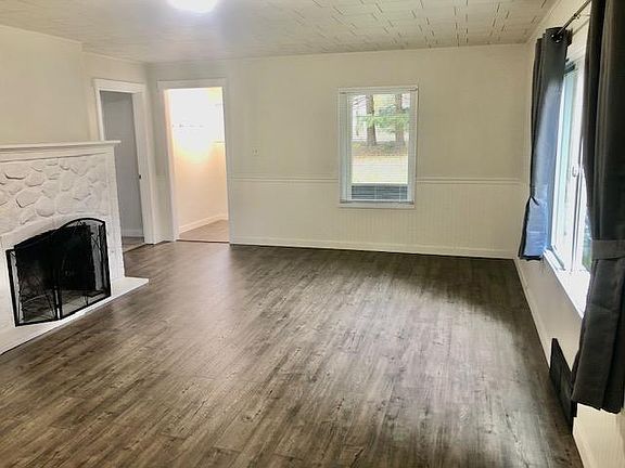 4th image of 103 S Marion Ave W