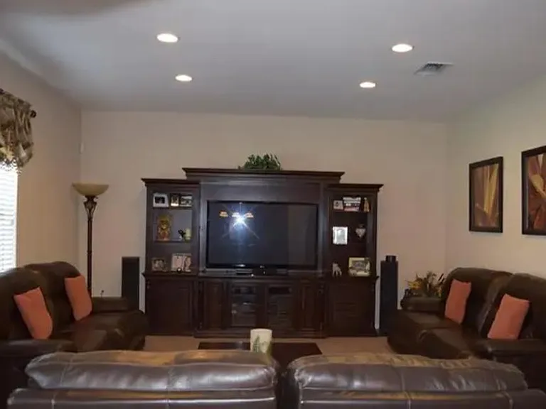 113 Campanello Ct — Photo 6