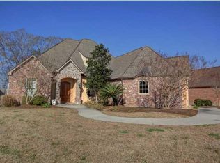 108 Boulder Creek Pkwy, Lafayette, LA 70508