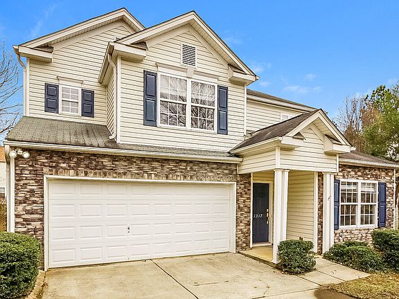 4th image of 1317 Crestfield Dr