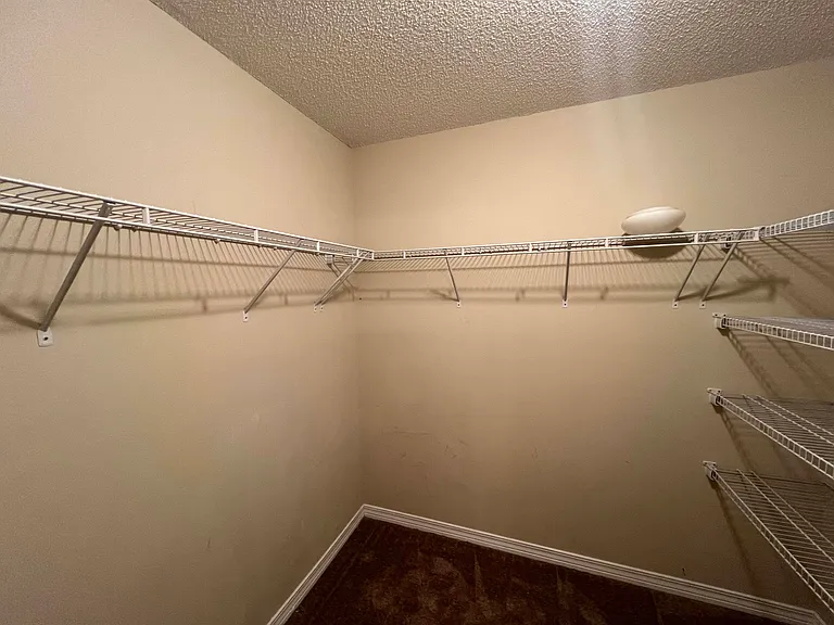 1823 W Rachael Dr — Photo 12