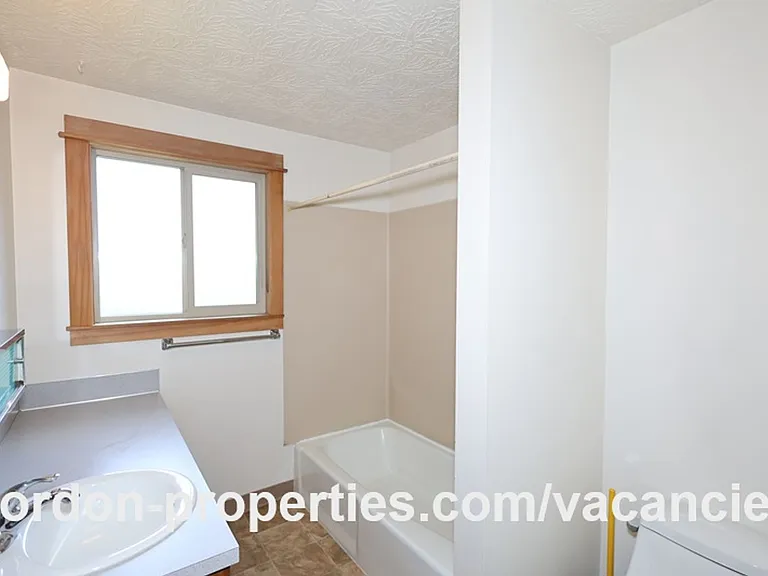 14832 SE Cedar Ave #3 — Photo 23