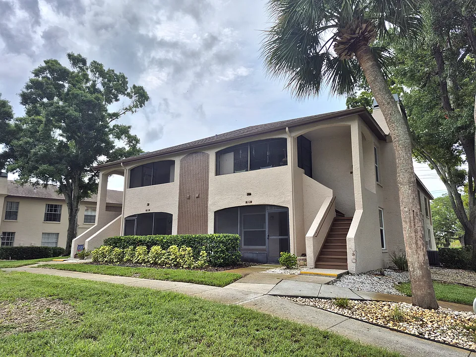 3025 Bonaventure Cir