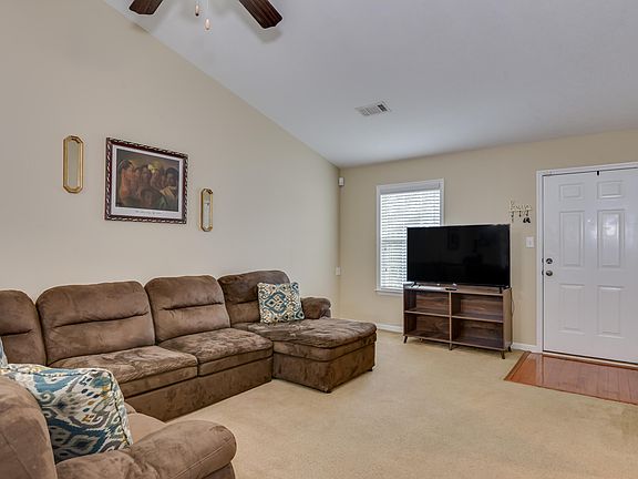 3rd image of 1707 Elizabeth Street