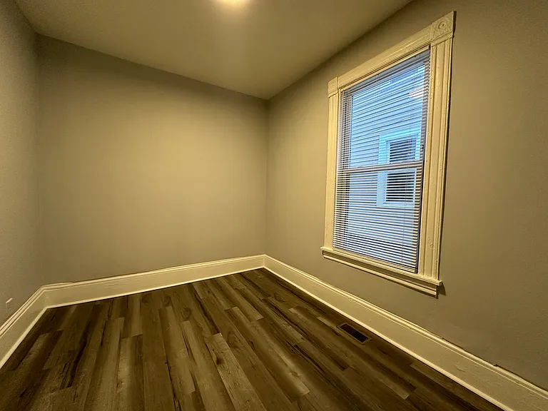 719 Hawley Ave #1 — Photo 33