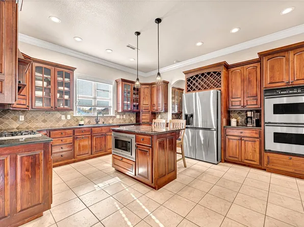 5407 S Turnberry Rd, Rogers, AR 72758