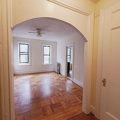 4th image of 2718 Morris Ave APT 3F