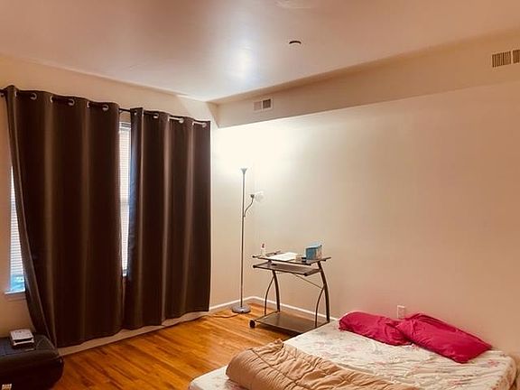 3rd image of 115 Logan Ave APT 2