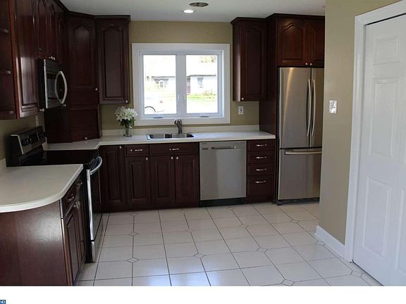 4th image of 177 Chandler Dr